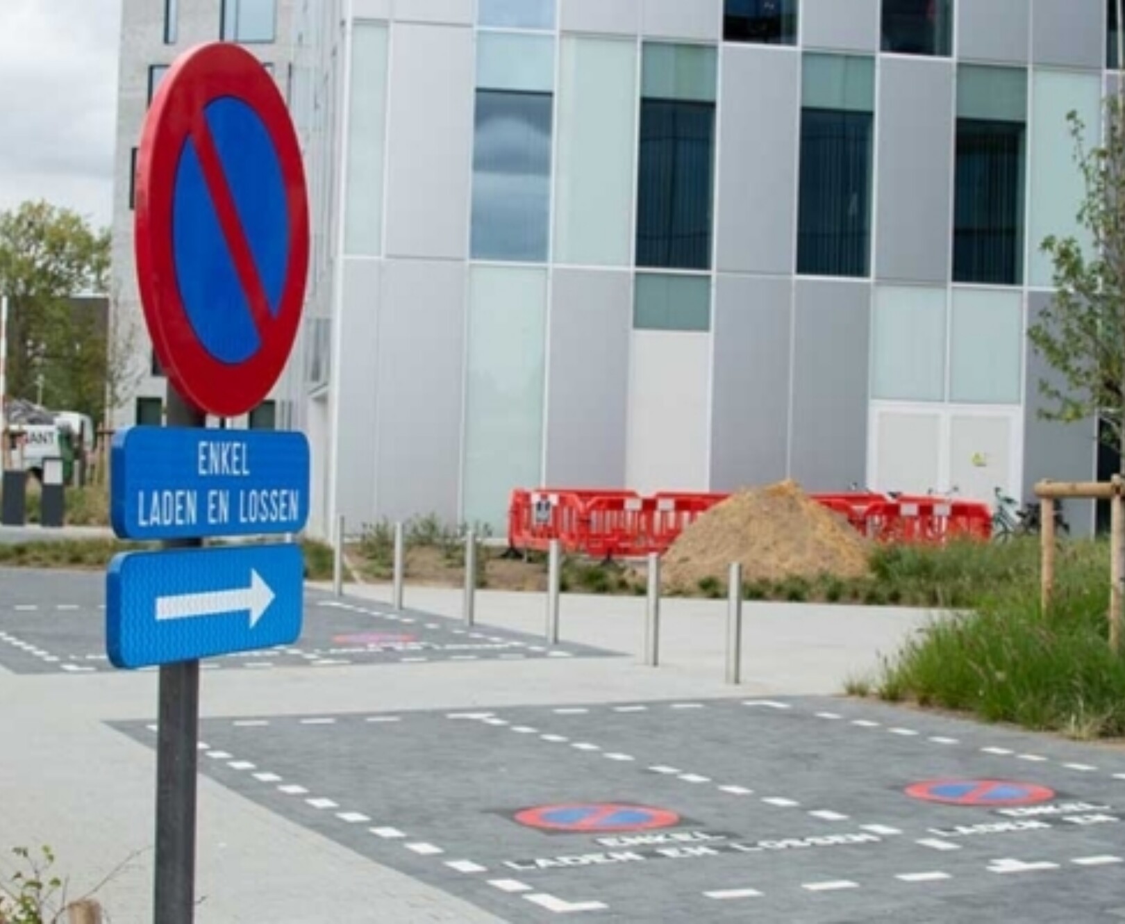 Trafiroad laden en lossen corda campus hasselt