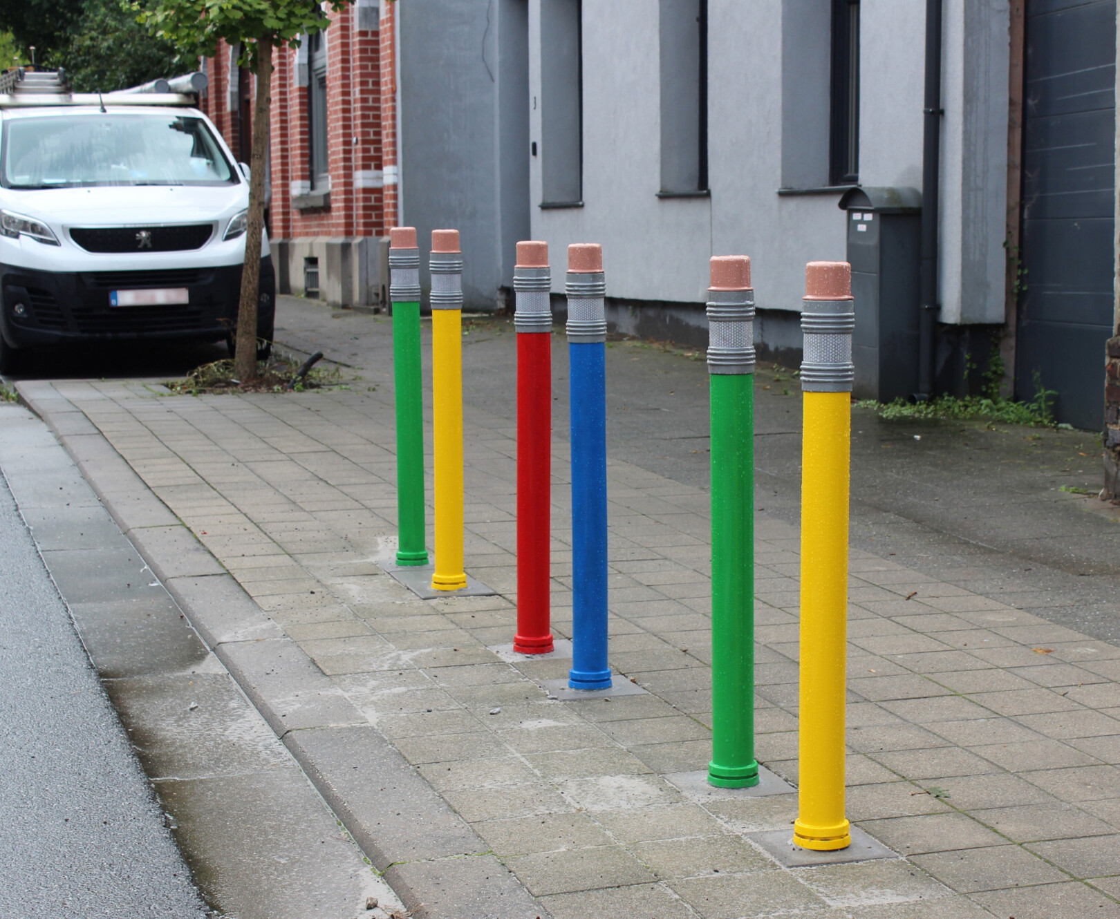 Trafiroad flexibele potloodpalen veilige schoolomgeving