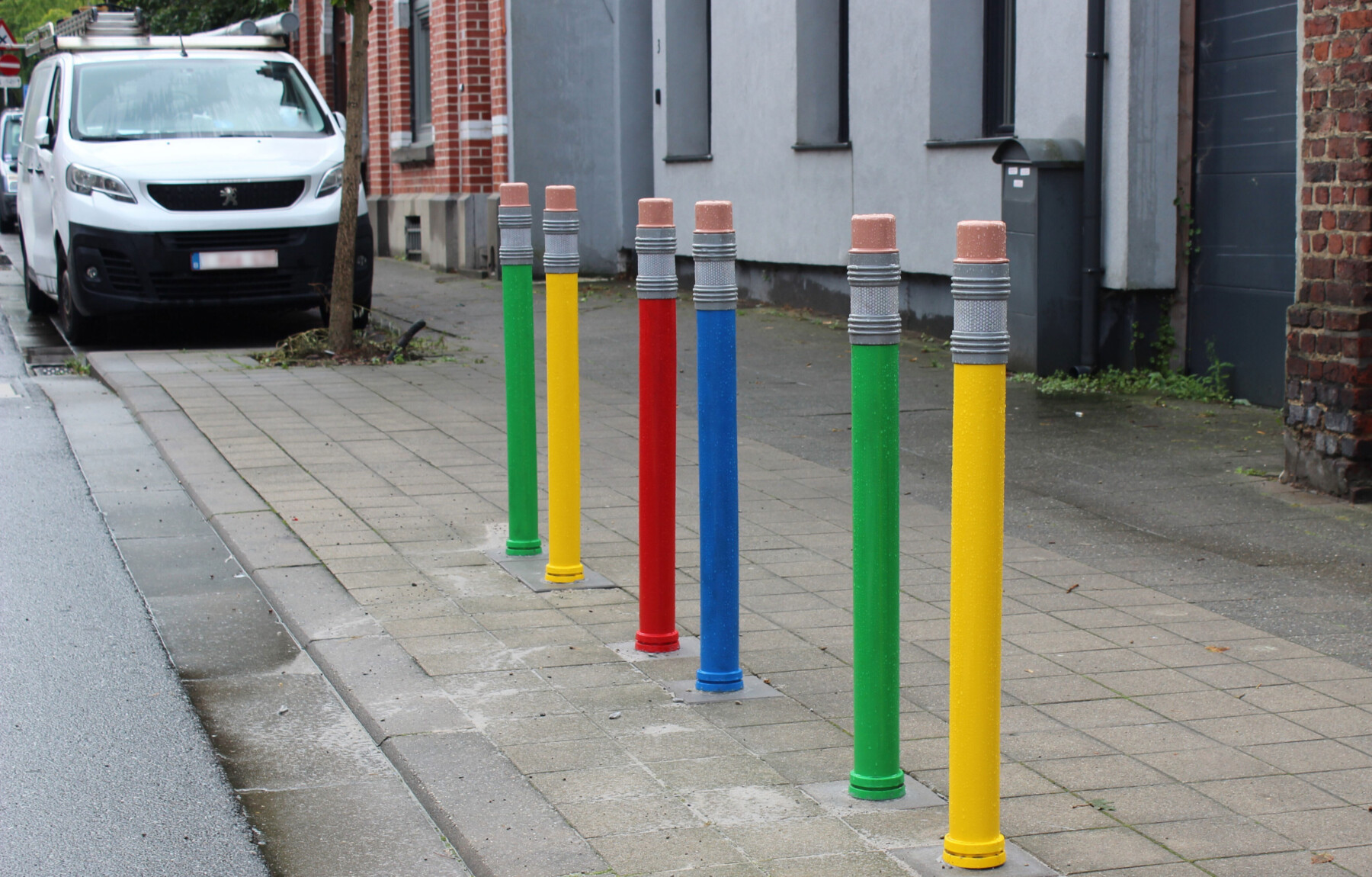 Trafiroad flexibele potloodpalen veilige schoolomgeving