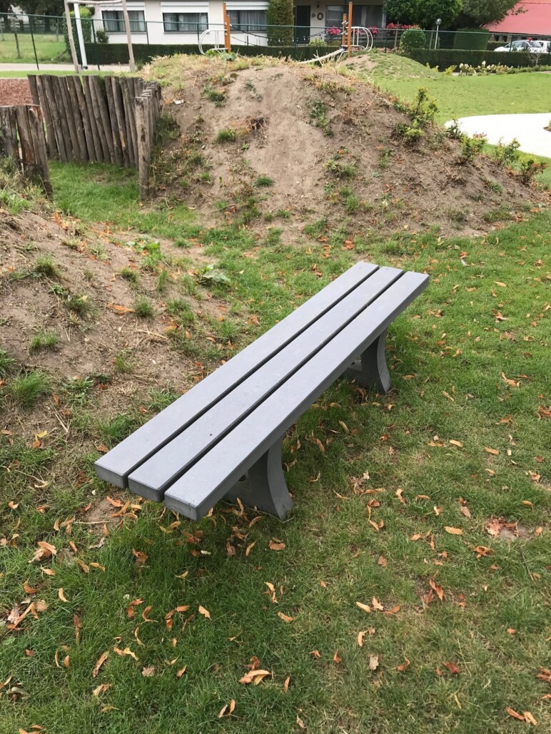 Trafiroad parkbank zonder rug Neerglabbeek 2