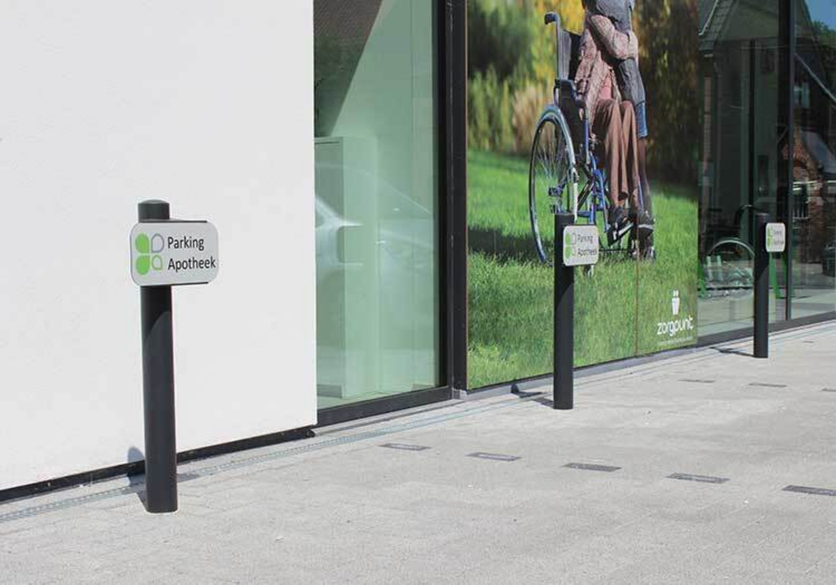Trafiroad parkinginrichting apotheek bollengier jpg 5