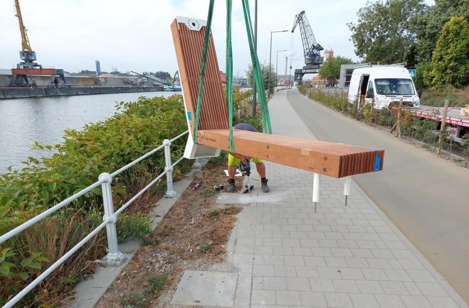 VVS Trafiroad plaatsing straatmeubilair 01