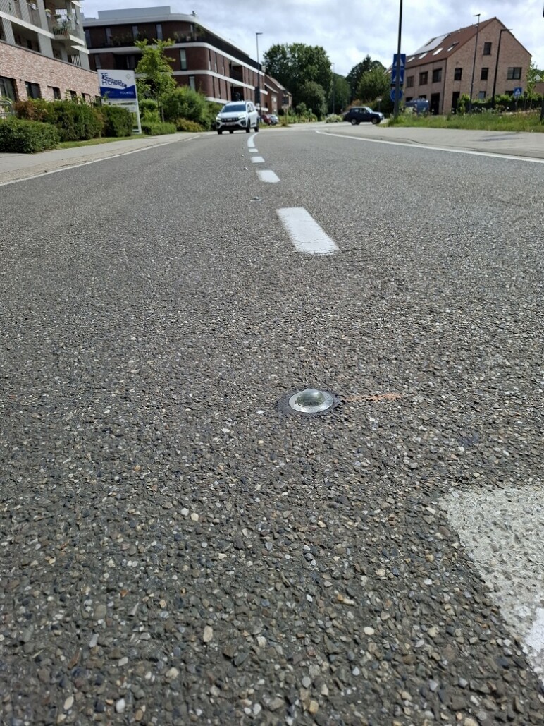 Trafiroad Glasbolreflectoren gemeente Herent 1