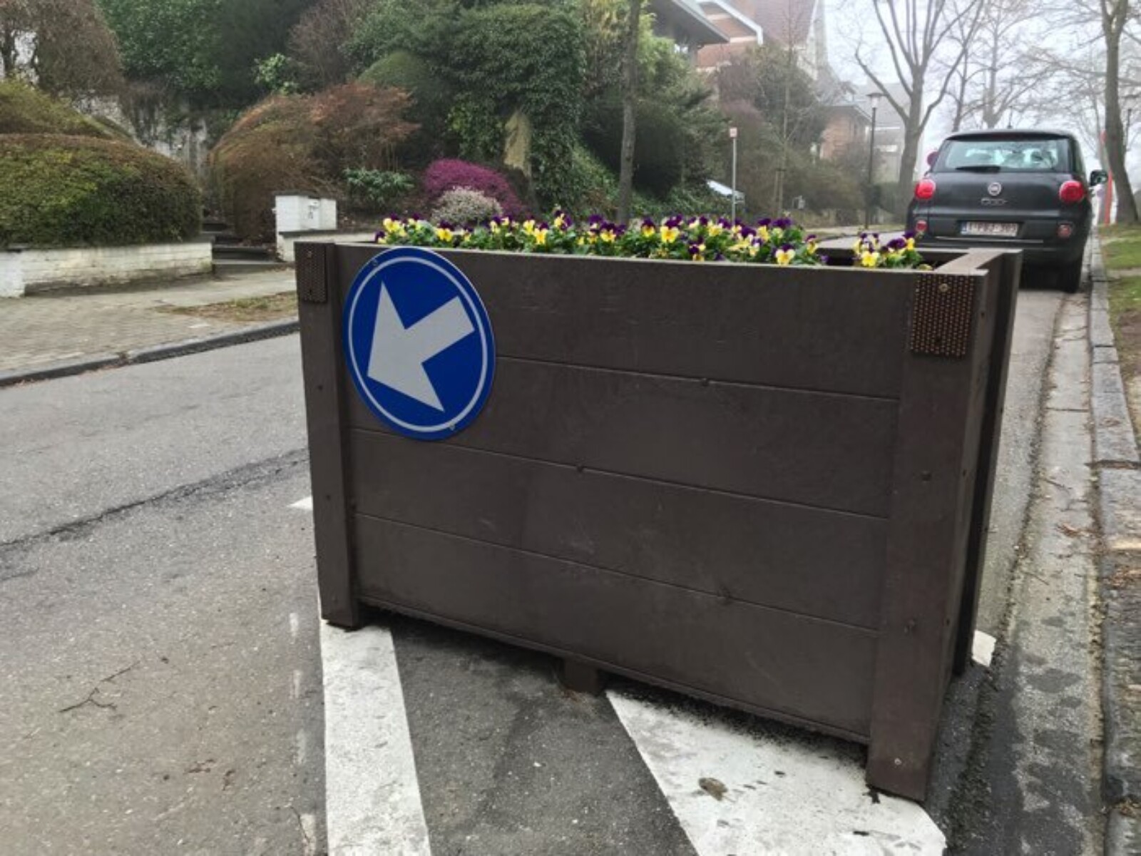Vvs straatmeubilair bloembakken kunststofrecyclage ukkel 4