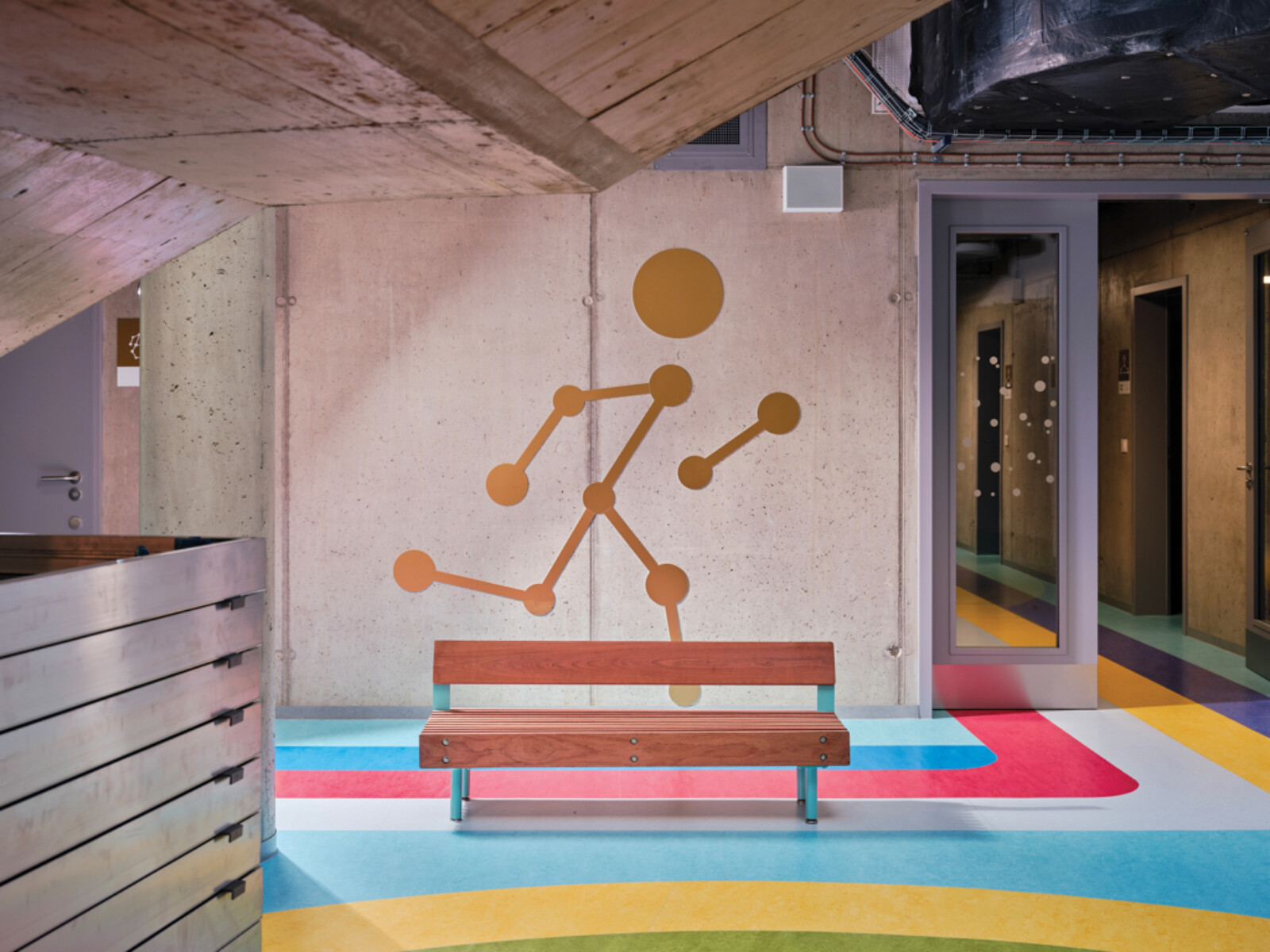 Trafiroad straatmeubilair zitbanken kinderen woody baby 01
