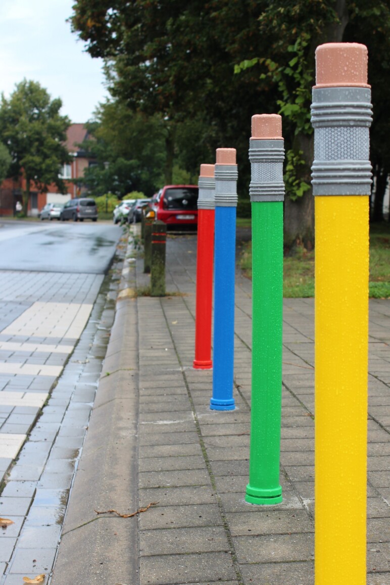 Trafiroad flexibele potloodpalen veilige schoolomgeving