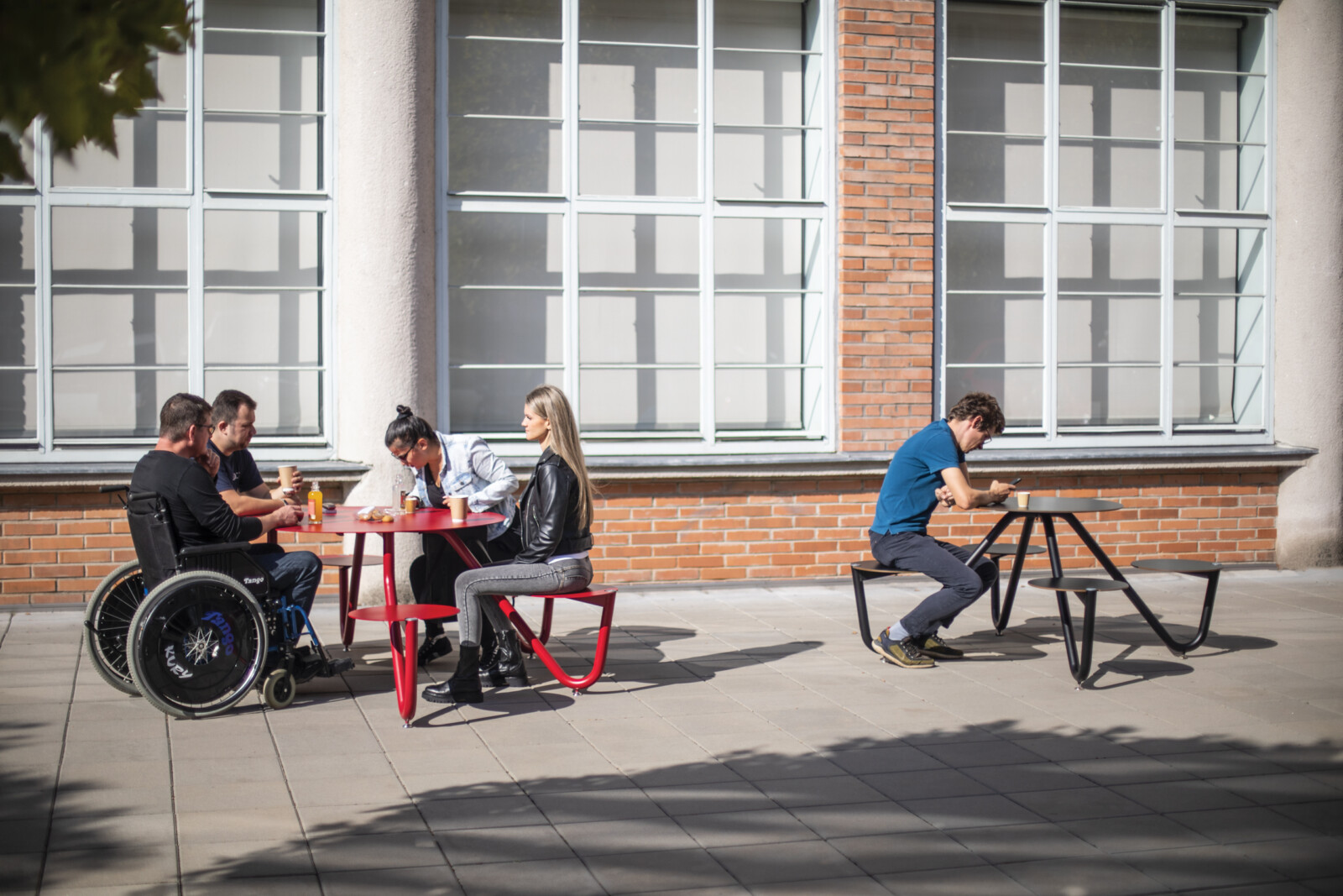 Trafiroad picknicktafel orbit