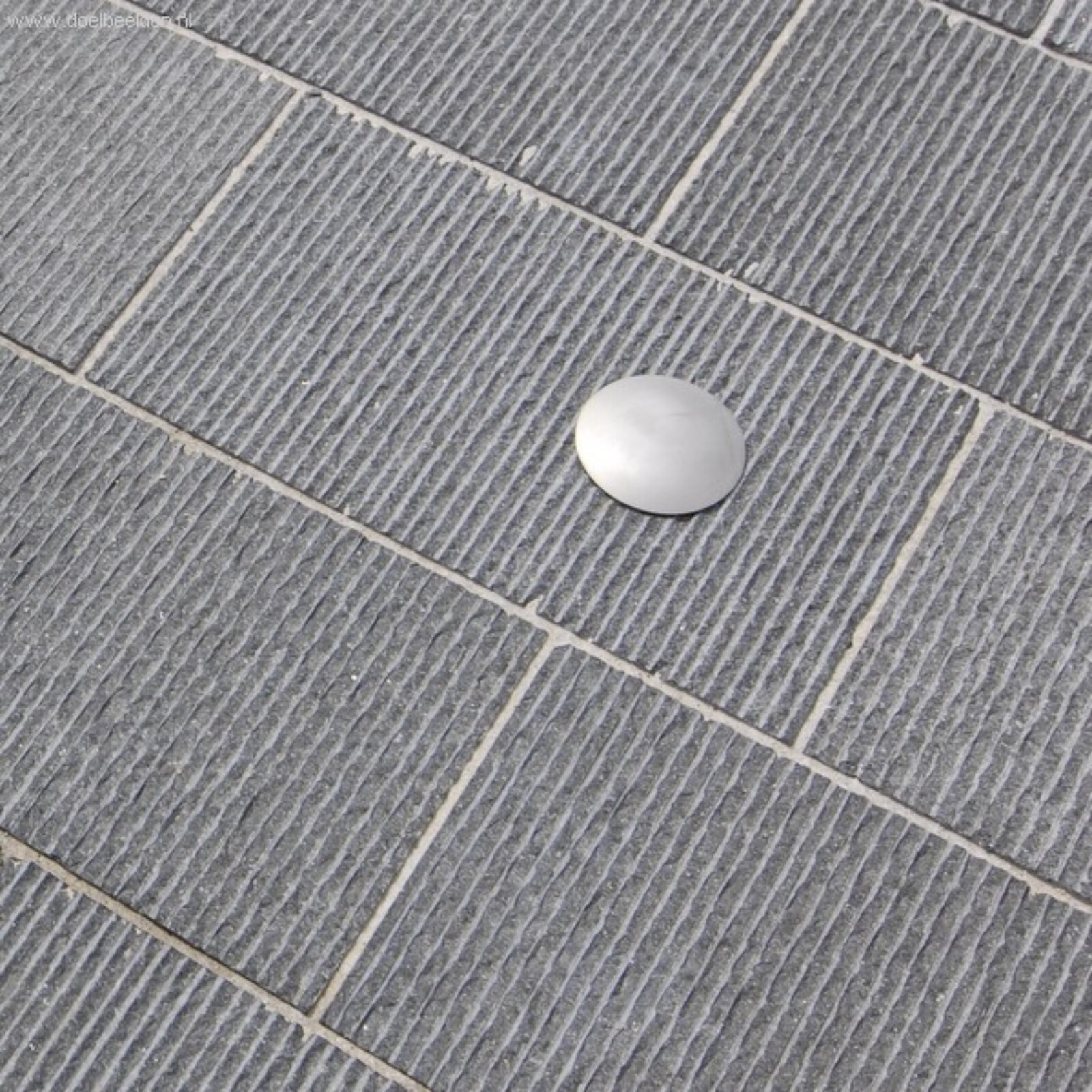 VVS trafiroad markeernagel RVS