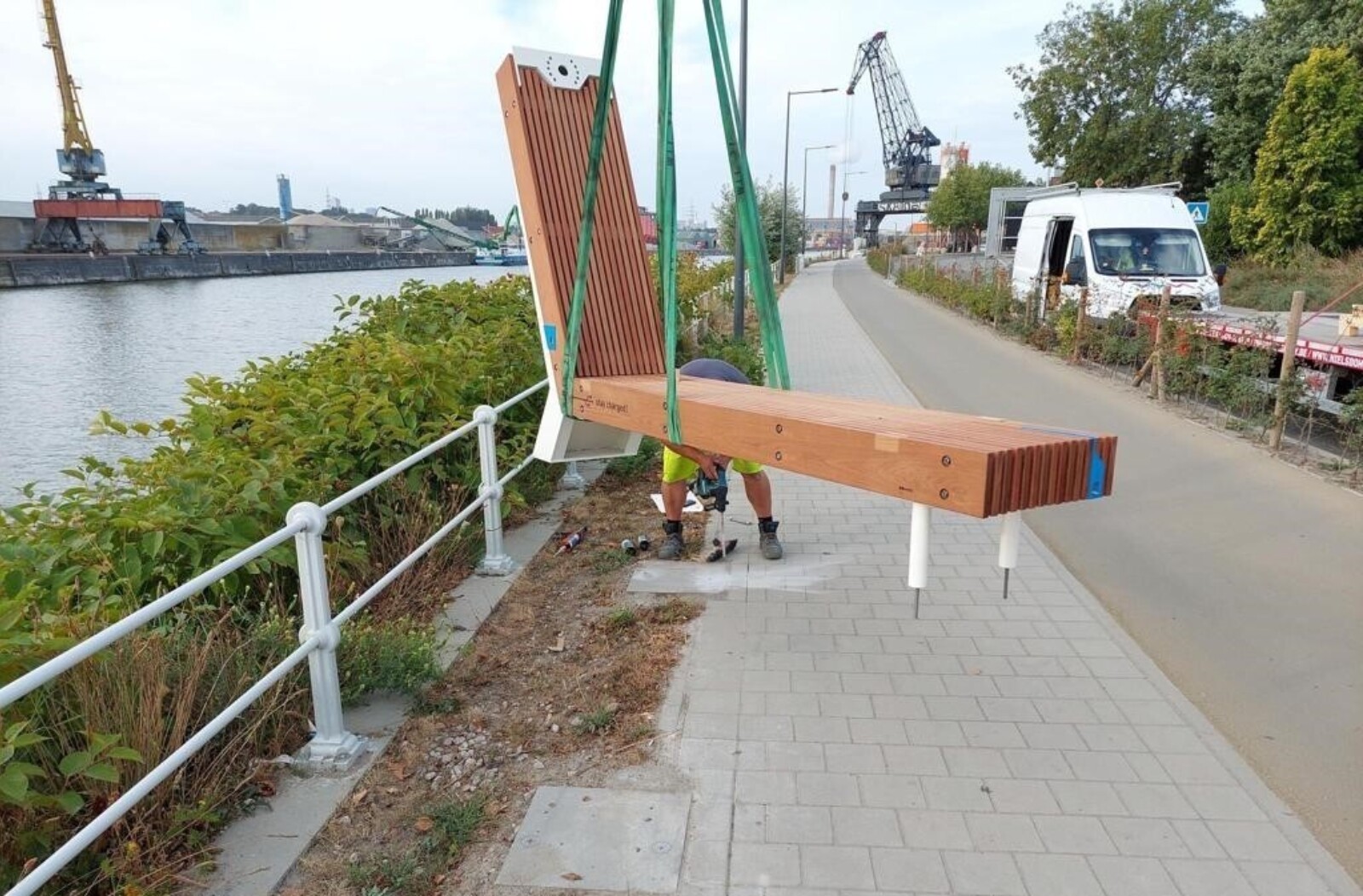 VVS Trafiroad plaatsing straatmeubilair 01