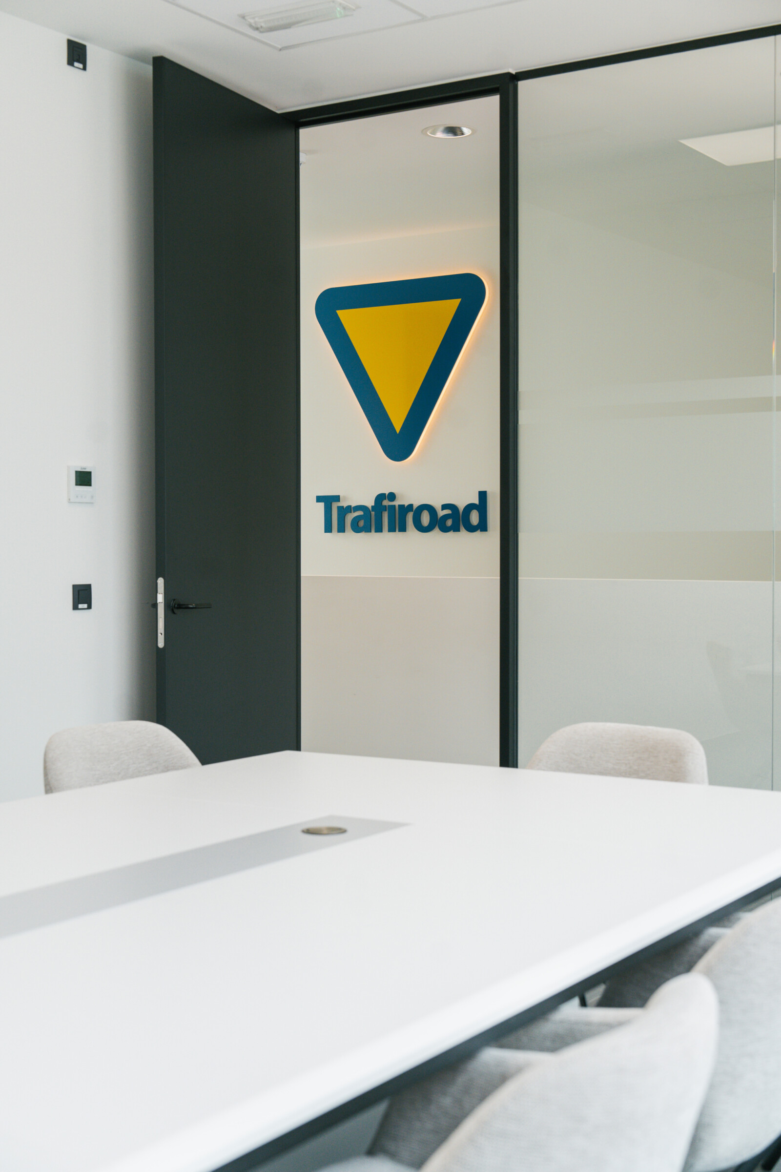 Trafiroad DD2 075