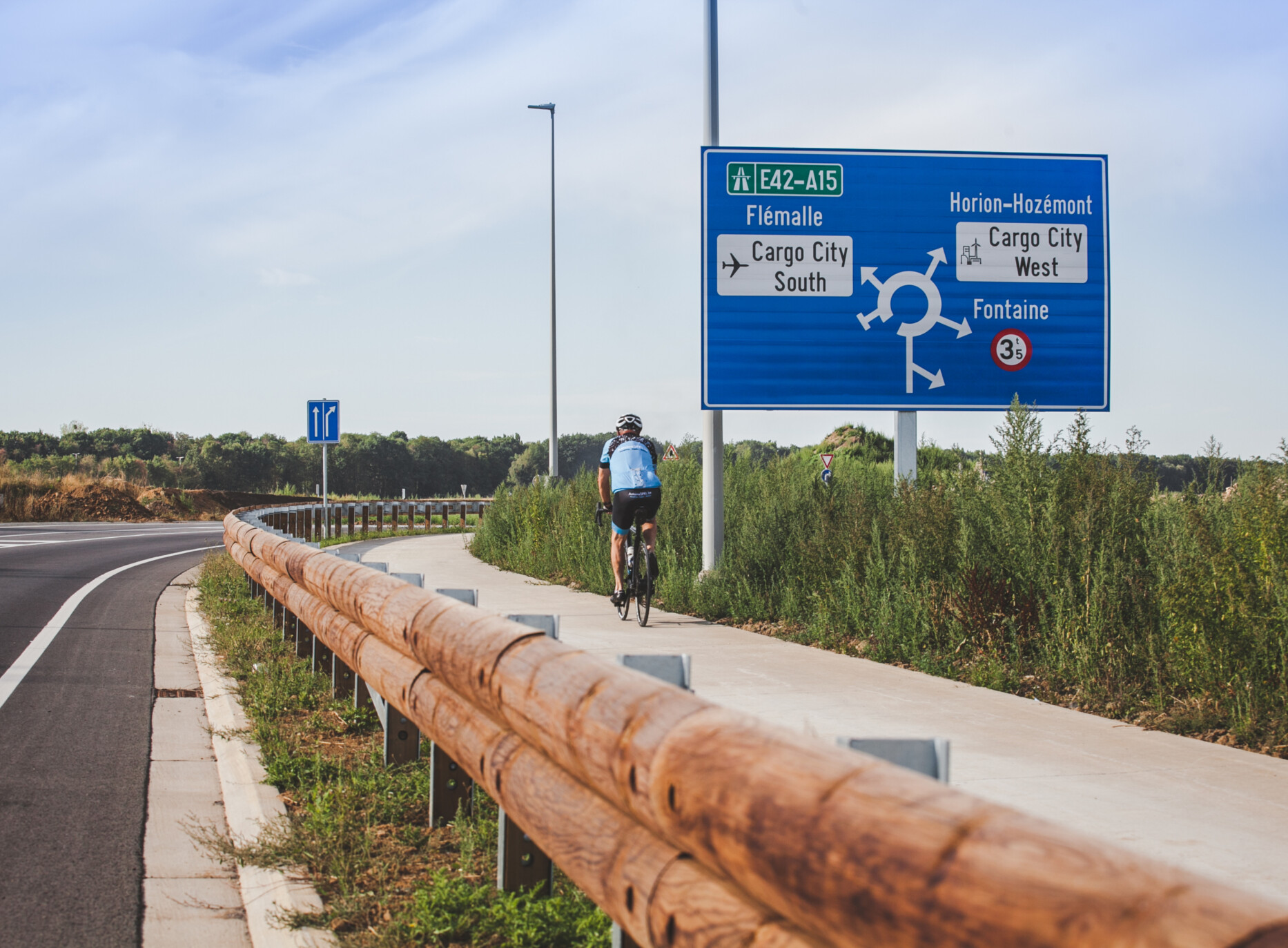 Trafiroad voorwegwijzer of portiek