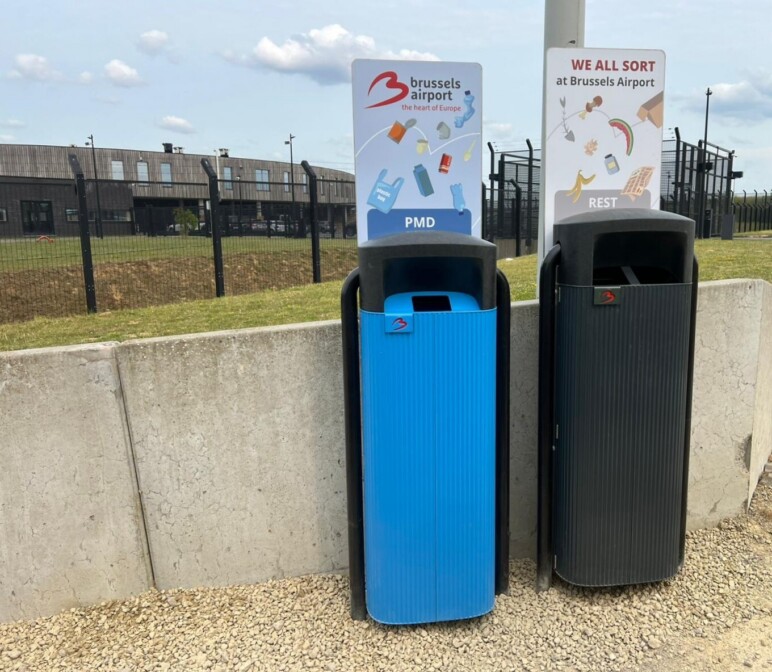 VVS R2 afvalbakken Brussels Airport 013