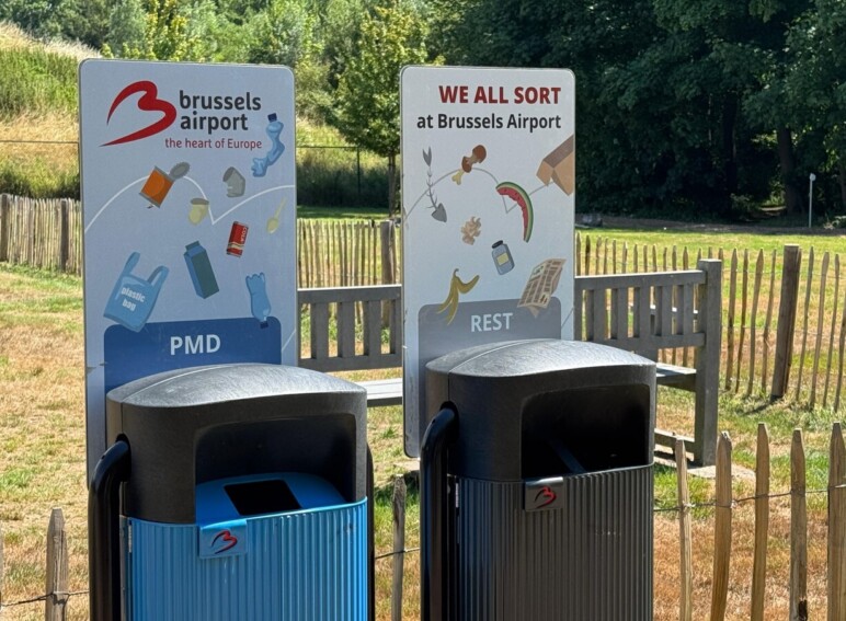 Trafiroad afvalbakken R2 travenue brussels airport 06