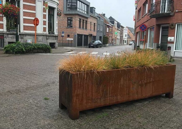 Trafiroad bloemen plantenbak corten 08