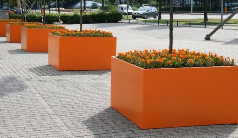 Trafiroad  bloemen plantenbak RAL 06