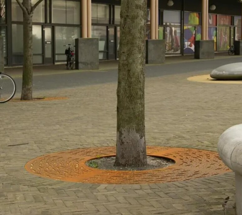 Trafiroad straatmeubilair boomrooster corten 11