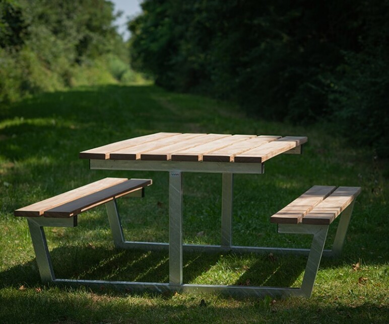 Trafiroad Strong picknickbank 02