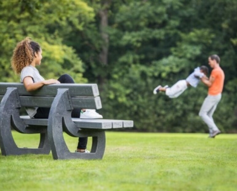Trafiroad Zitbank Parkbank recyclage straatmeubilair 2