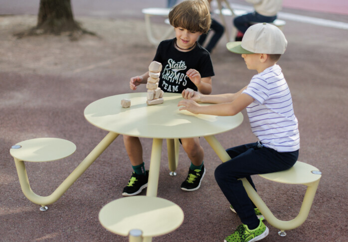 Trafiroad straatmeubilair zitbanken kinderen orbit baby 05