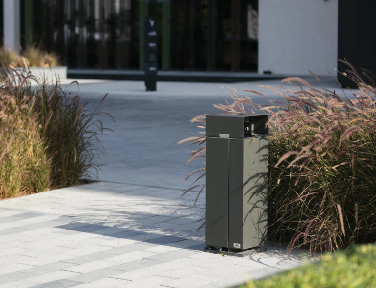 Trafiroad afvalbak nanuk 05